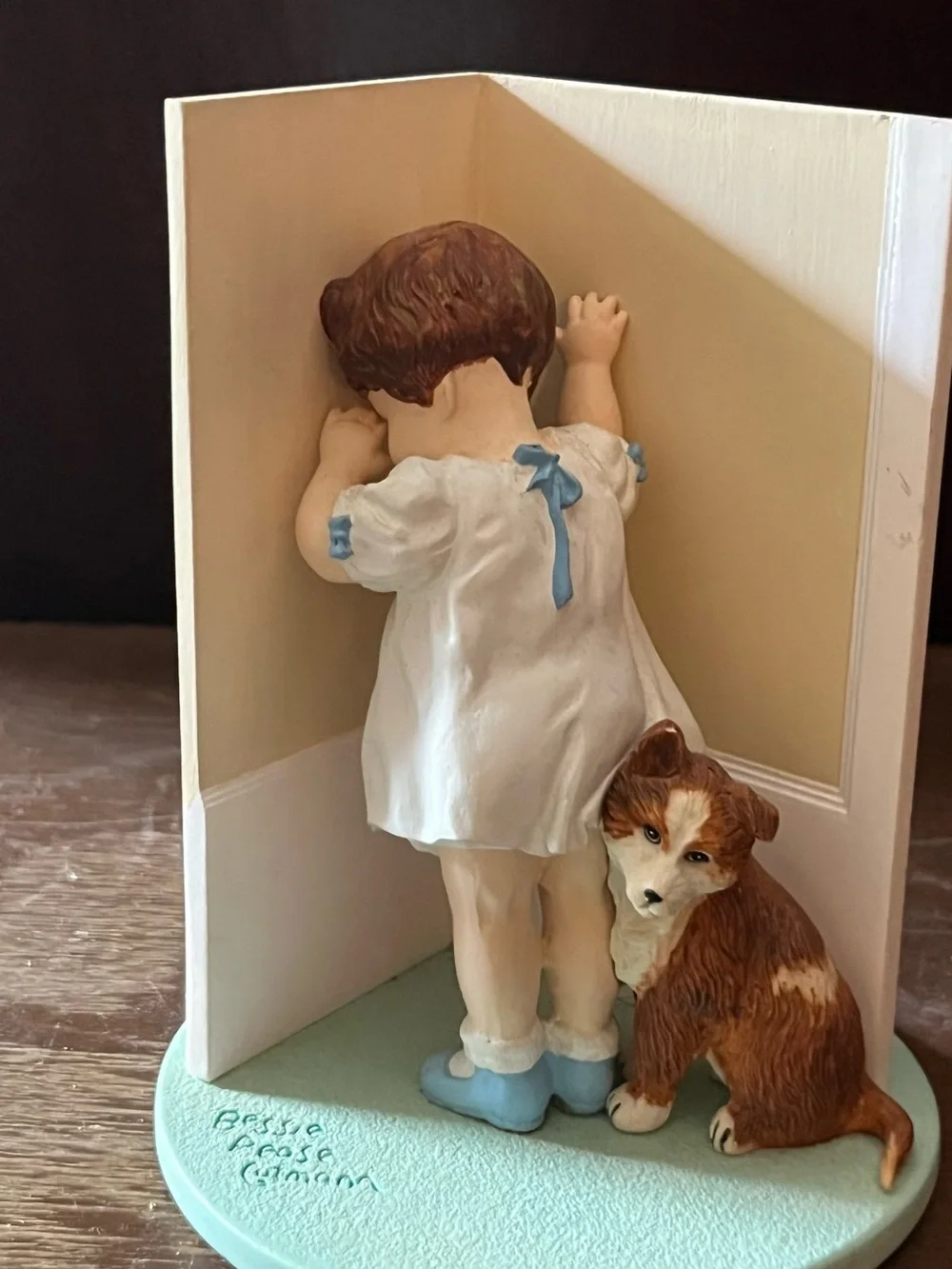 Children's Blue & White Figurine with Puppy - Decorative Bath Accessory